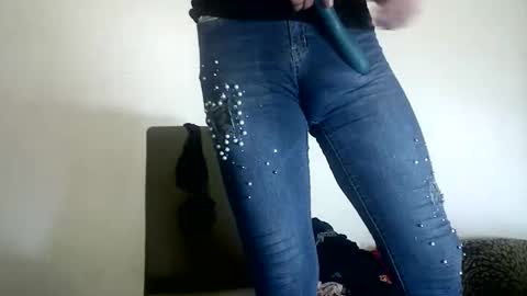 cd sheila online show from 11/12/25, 11:25