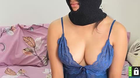 A  M On vacation till 28th online show from 09/12/25, 01:49