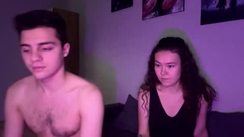 Twin Flame online show from 10/22/25, 04:40