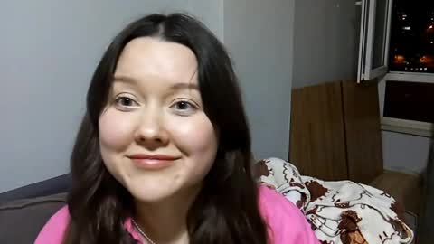 Niki online show from 04/04/26, 06:38