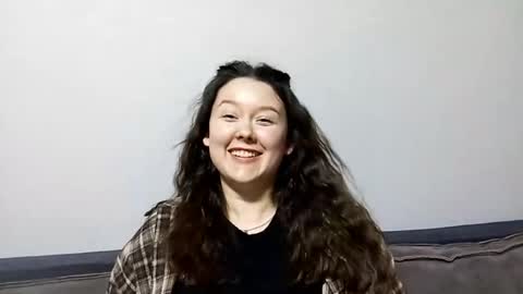 Niki online show from 04/05/26, 04:48