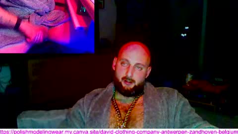 Snapshot of twardyidlugi chatting on 02/17/25, 11:31 twardyidlugi online show from 02/17/25, 11:31