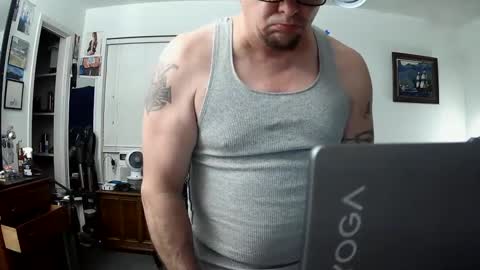 Tweeter74 online show from 03/03/25, 10:17