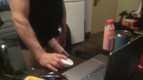 Tweeter74 online show from 11/30/25, 08:51