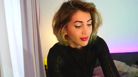 MayCarrey online show from 10/06/25, 09:07