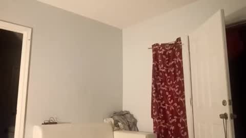 twest84 online show from 11/12/25, 02:56