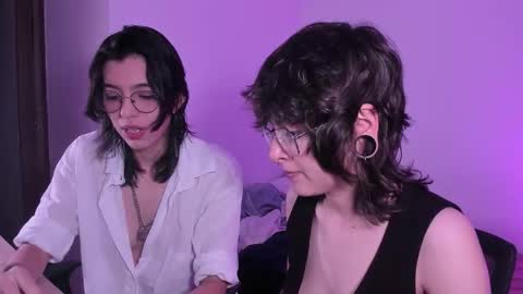 Eve  Lili online show from 11/08/25, 09:24