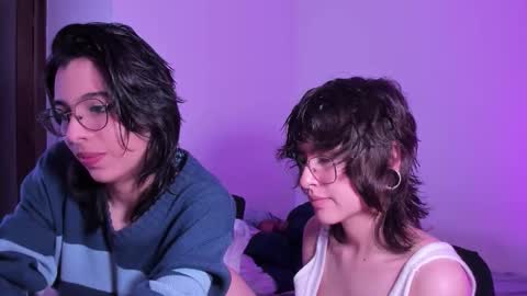 Eve  Lili online show from 11/15/25, 10:15