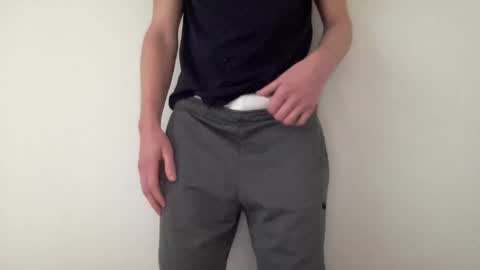 twink27844711 online show from 12/26/24, 09:01