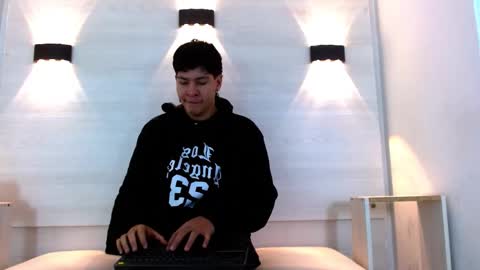 samu online show from 12/04/25, 12:03