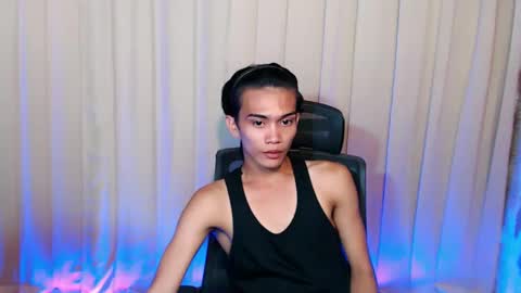 twink_clint online show from 02/21/25, 12:06