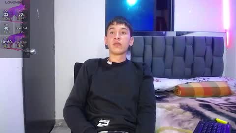 Mr Daren online show from 02/25/25, 06:42