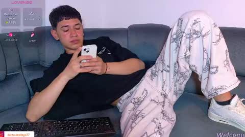 Snapshot of twink_daren chatting on 05/09/26, 06:24 Mr Daren online show from 05/09/26, 06:24