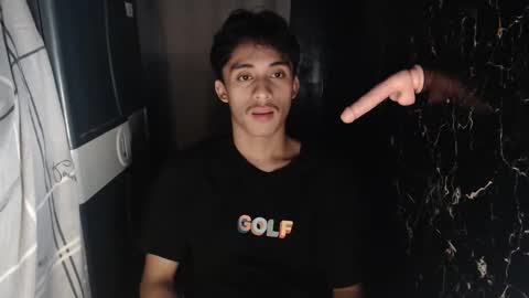 Snapshot of twink_hairyass69 chatting on 12/03/24, 01:32 Aladin online show from 12/03/24, 01:32