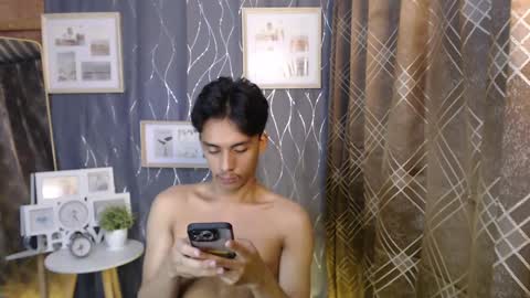 Snapshot of twink_hairyass69 chatting on 12/28/24, 03:37 Aladin online show from 12/28/24, 03:37