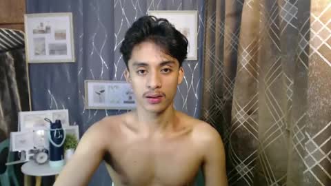Snapshot of twink_hairyass69 chatting on 12/29/24, 02:10 Aladin online show from 12/29/24, 02:10