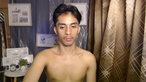 Snapshot of twink_hairyass69 chatting on 01/11/25, 07:16 Aladin online show from 01/11/25, 07:16