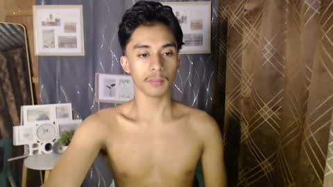 Snapshot of twink_hairyass69 chatting on 01/12/25, 06:27 Aladin online show from 01/12/25, 06:27