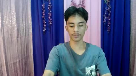 Snapshot of twink_hairyass69 chatting on 09/20/25, 06:09 Aladin online show from 09/20/25, 06:09