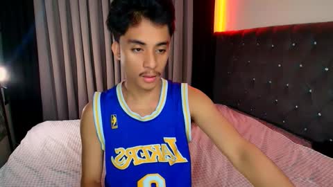 Snapshot of twink_hairyass69 chatting on 01/17/26, 07:46 Aladin online show from 01/17/26, 07:46
