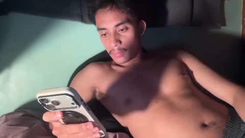 Snapshot of twink_hairyass69 chatting on 07/07/26, 01:26 Aladin online show from 07/07/26, 01:26
