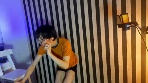 Sebastin online show from 04/16/26, 12:28