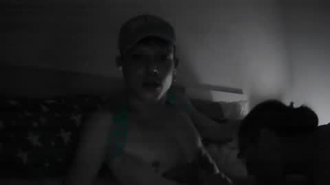 Snapshot of twinkanddaddy18 chatting on 10/11/25, 03:21 twinkanddaddy18 online show from 10/11/25, 03:21