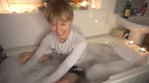 Ben online show from 09/16/25, 07:37