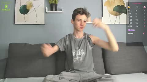 Snapshot of twinkguy_slim chatting on 09/08/25, 04:28 Viego Pattel online show from 09/08/25, 04:28