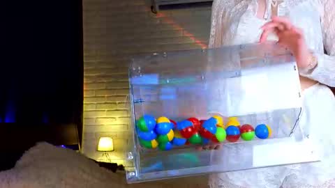 Snapshot of twinklefluff chatting on 09/24/25, 02:42 twinklefluff online show from 09/24/25, 02:42