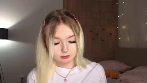 twinklefluff online show from 02/28/26, 04:19