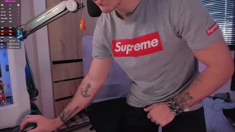 Snapshot of twinkpartyuncut chatting on 02/02/25, 10:06 MASTER GERRY online show from 02/02/25, 10:06