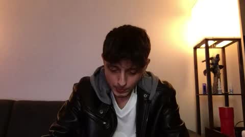 Derrick online show from 12/03/25, 03:47