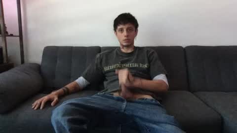 Derrick online show from 04/30/26, 04:57