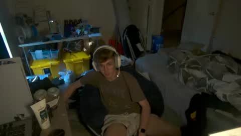 shytwink online show from 09/30/25, 07:19