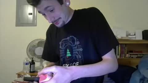 TwinkyMcgee online show from 12/14/25, 11:15