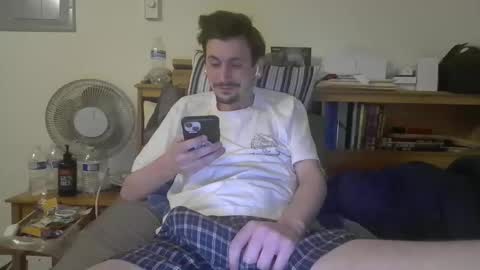 TwinkyMcgee online show from 04/04/26, 06:00