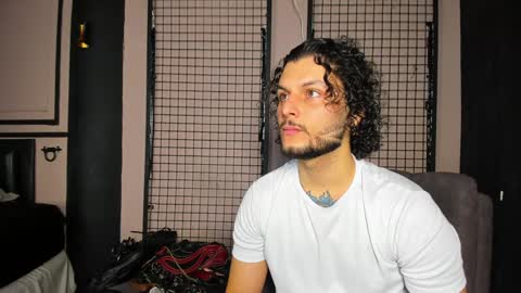 Clio  Tadeo online show from 01/21/25, 12:18