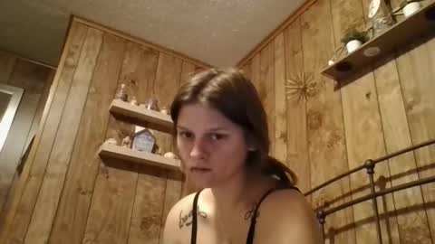 twizzler_twizzle online show from 11/12/25, 06:14