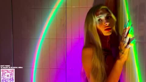 Molly and Nick online show from 02/09/26, 04:22