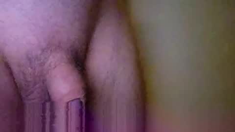 Snapshot of twocmonly chatting on 02/09/26, 05:33 twocmonly online show from 02/09/26, 05:33