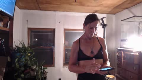 twocumkerry online show from 02/12/25, 04:54