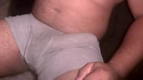 Snapshot of twohandedlongstroker chatting on 12/15/25, 02:27 biggg daddyyy online show from 12/15/25, 02:27