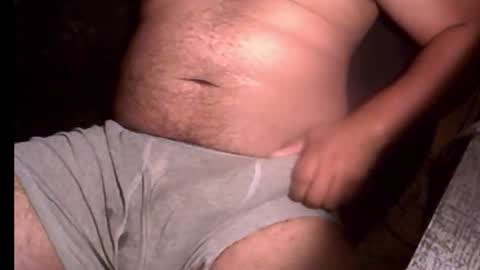 Snapshot of twohandedlongstroker chatting on 05/04/26, 03:35 biggg daddyyy online show from 05/04/26, 03:35