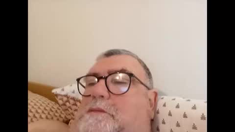 twohats2810 online show from 03/12/26, 10:21