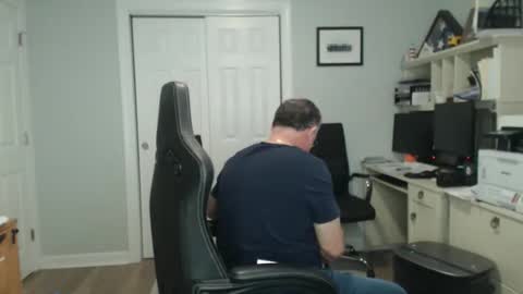 Twopeopleinlove online show from 01/08/26, 11:23