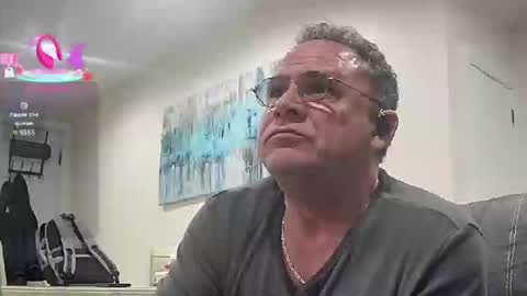 Twopeopleinlove online show from 03/22/26, 09:40