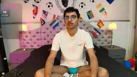 Snapshot of twunkmiguel chatting on 07/05/26, 03:02 TwunkMiguel online show from 07/05/26, 03:02
