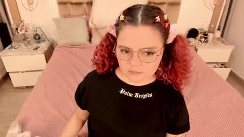 Twiggy online show from 02/18/25, 08:25