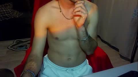 Snapshot of txandb666 chatting on 11/01/25, 10:01 txandb666 online show from 11/01/25, 10:01